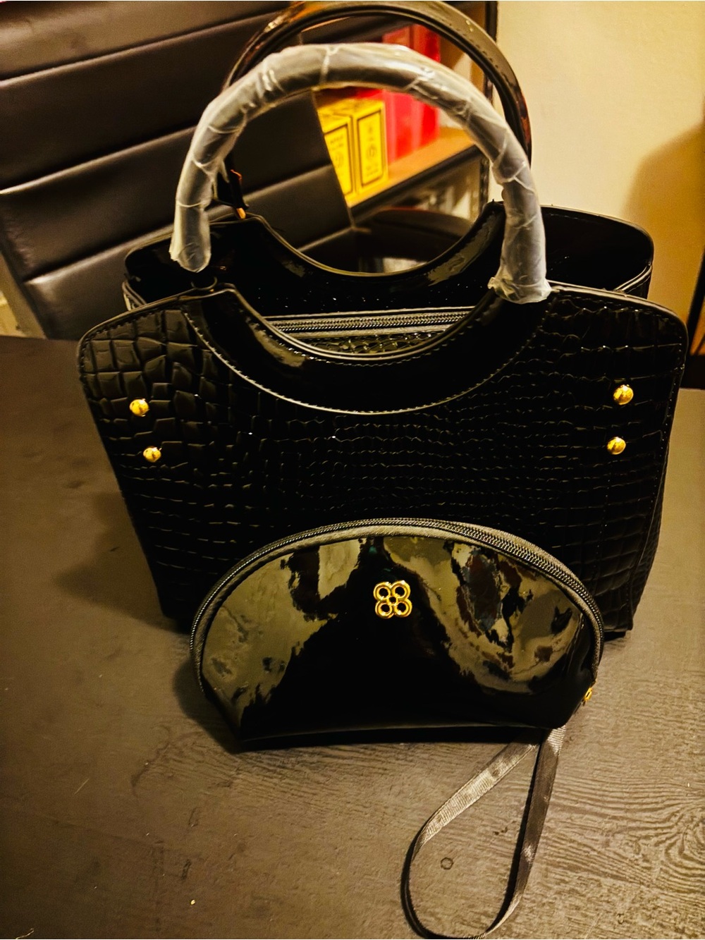 Black Patent Croc-Texture Tote with Wristlet